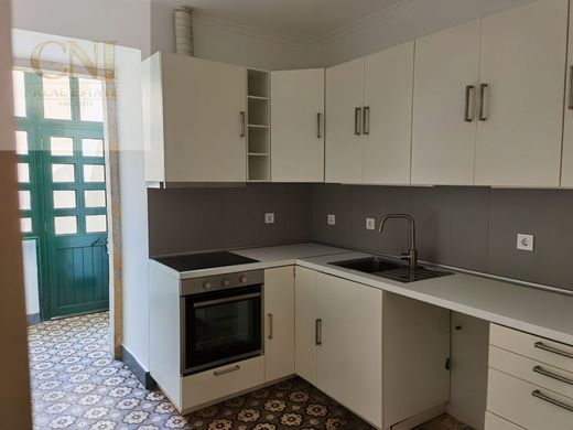 Apartment / Etagenwohnung in Lissabon, Lisbon
