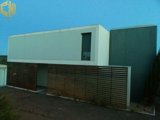 Luxury home in Cadaval, Lisbon