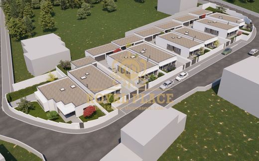 Luxury home in Santa Maria da Feira, Aveiro