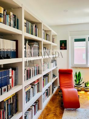 Apartment / Etagenwohnung in Lissabon, Lisbon