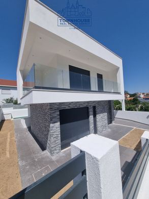 Casa di lusso a Almada, Distrito de Setúbal