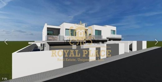 Luxe woning in Santa Maria da Feira, Distrito de Aveiro