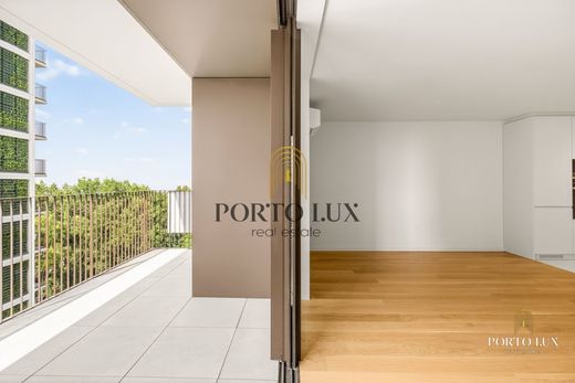 ヴィラ・ノヴァ・デ・ガイア
, Vila Nova de Gaiaのアパートメント