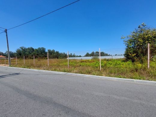 Terreno en Santa Maria da Feira, Aveiro