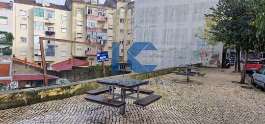 Teren w Amadora, Distrito de Lisboa