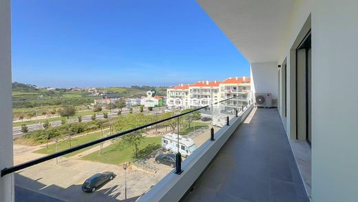 Apartment / Etagenwohnung in Mafra, Lissabon