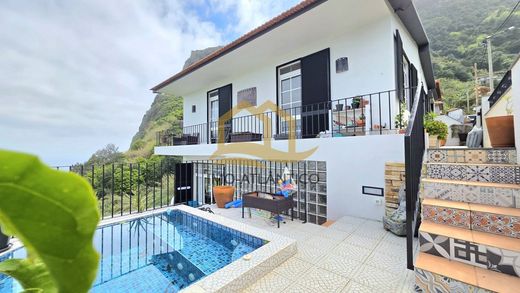 Casa de lujo en Santana, Madeira