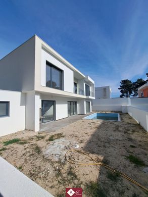 Casa de lujo en Almada, Setúbal
