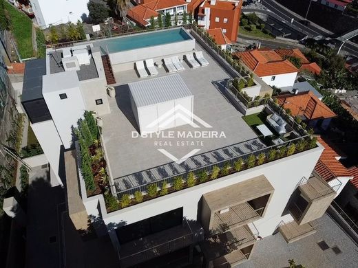 Appartamento a Funchal, Madeira