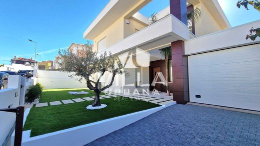 豪宅  Almada, Distrito de Setúbal