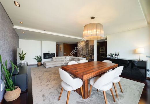 Apartment / Etagenwohnung in Vila Nova de Gaia, Distrito do Porto