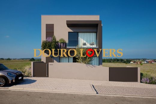 Luxus-Haus in Gondomar, Distrito do Porto