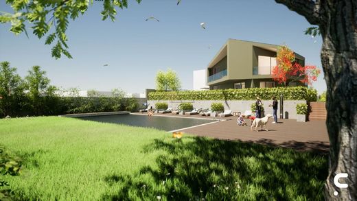 ヴィラ・ノヴァ・デ・ガイア
, Vila Nova de Gaiaの高級住宅