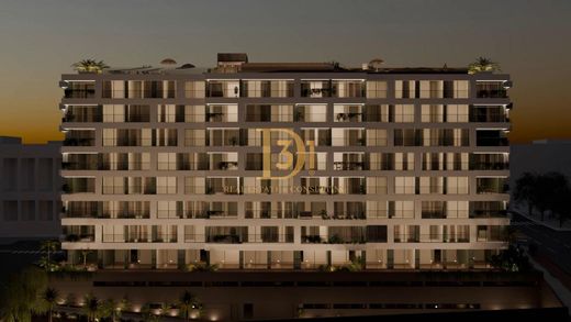 Apartment / Etagenwohnung in Funchal, Madeira