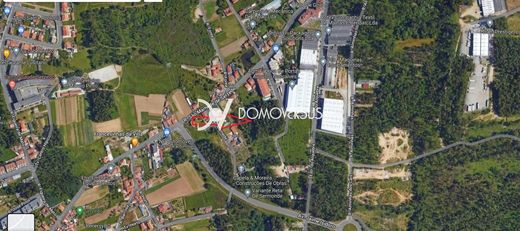 أرض ﻓﻲ فيلا نوا دغايا
, Vila Nova de Gaia