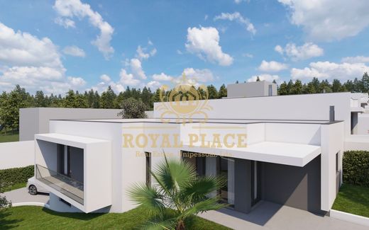 Casa de lujo en Santa Maria da Feira, Aveiro