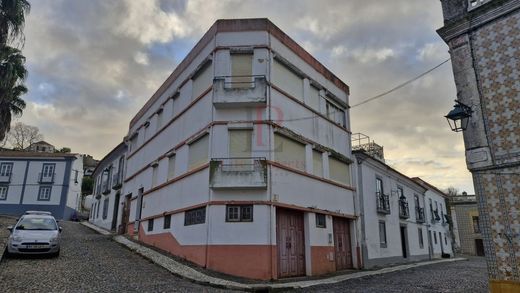 Edificio en Montemor-o-Novo, Montemor-O-Novo