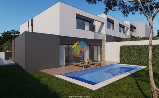 Casa de lujo en Santa Maria da Feira, Aveiro