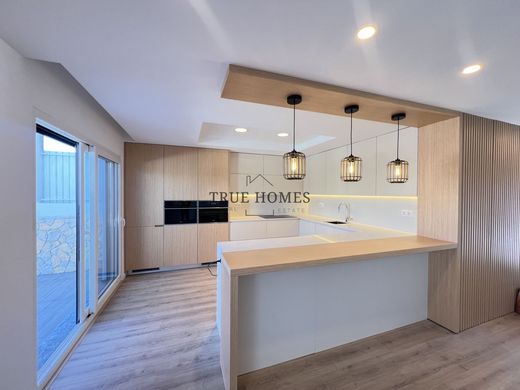 Luxury home in Almada, Distrito de Setúbal