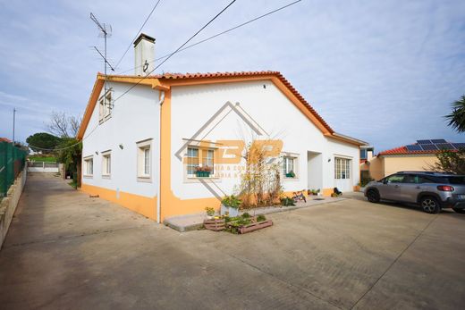Casa di lusso a Alcobaça, Distrito de Leiria