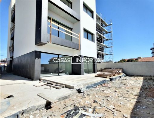 Apartment / Etagenwohnung in Vila Nova de Gaia, Distrito do Porto