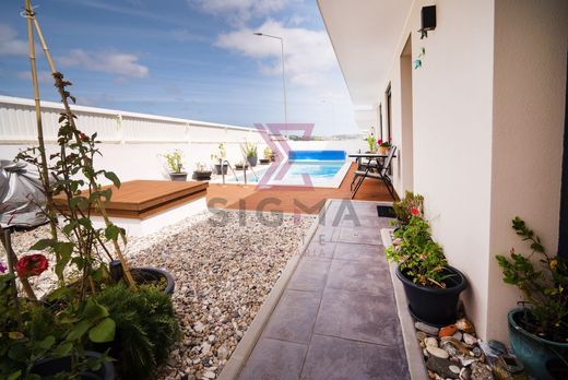 Luxury home in Bombarral, Distrito de Leiria