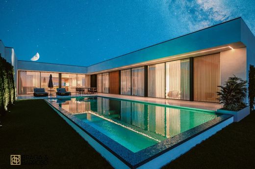 Luxus-Haus in Vila Nova de Famalicão, Distrito de Braga