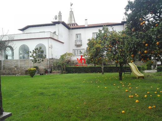 Landhaus / Bauernhof in Maia, Distrito do Porto