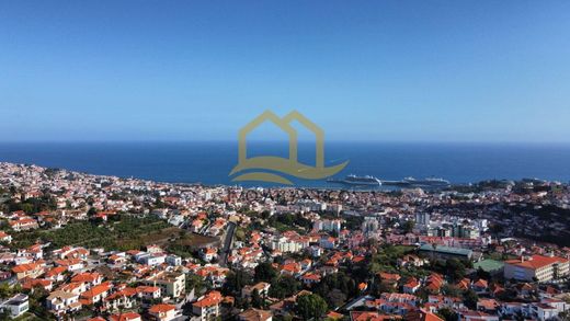 Land in Funchal, Madeira