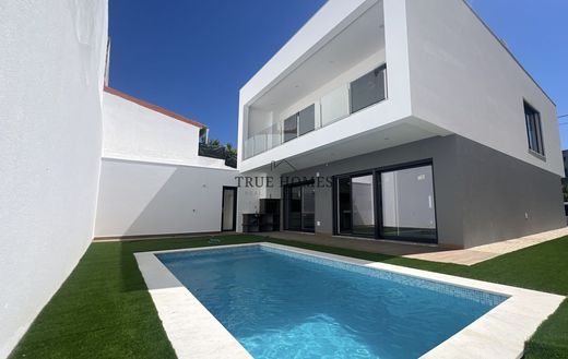 豪宅  Almada, Distrito de Setúbal