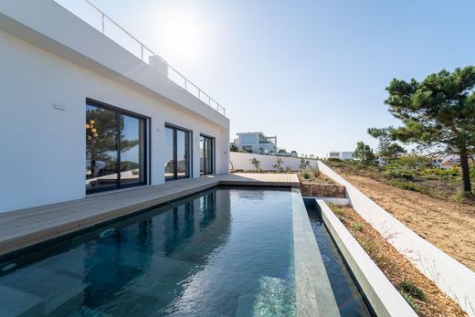 Luxury home in Aljezur, Distrito de Faro