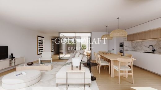 Apartment / Etagenwohnung in Porto, Distrito do Porto