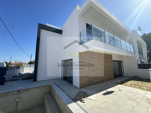 Luxury home in Seixal, Distrito de Setúbal