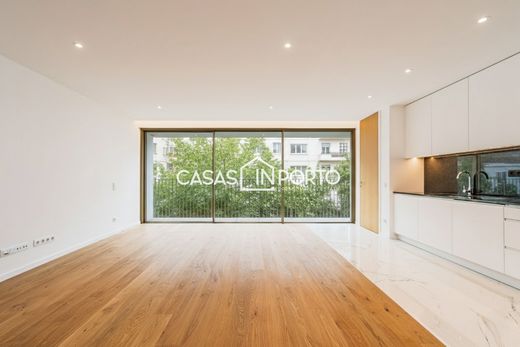 Apartment / Etagenwohnung in Vila Nova de Gaia, Distrito do Porto