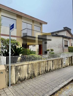 منزل ﻓﻲ Maia, Distrito do Porto