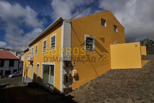 Элитный дом, Angra do Heroísmo, Azores