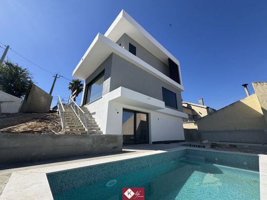 Luxury home in Almada, Distrito de Setúbal
