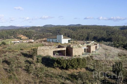 Ρουστίκ ή Αγροικίες σε Aljezur, Distrito de Faro