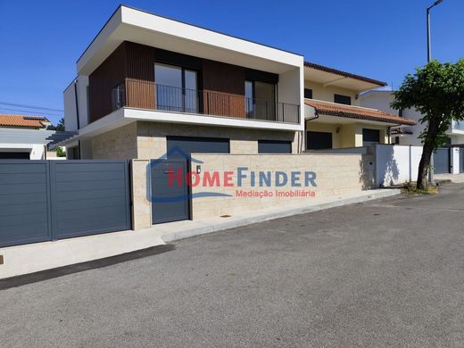 Luxury home in Braga, Distrito de Braga