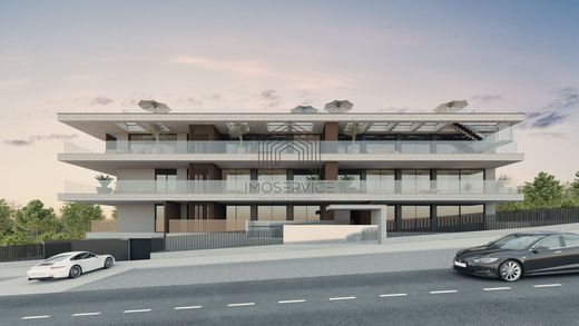 Apartment / Etagenwohnung in Vila Nova de Gaia, Distrito do Porto