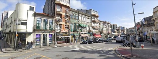 Edificio en Oporto, Porto