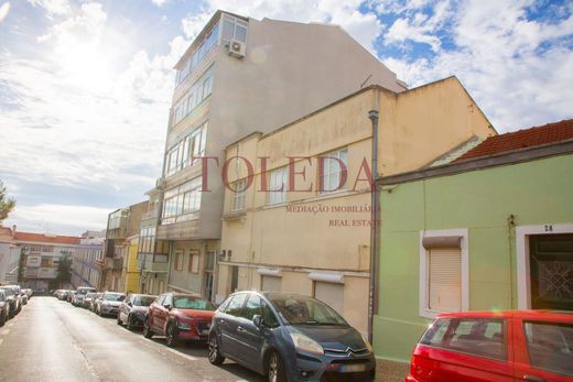 公寓楼  Almada, Distrito de Setúbal