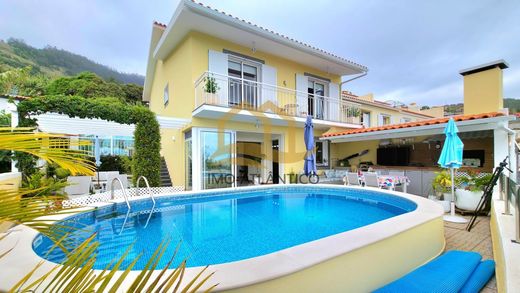 منزل ﻓﻲ Calheta, Madeira