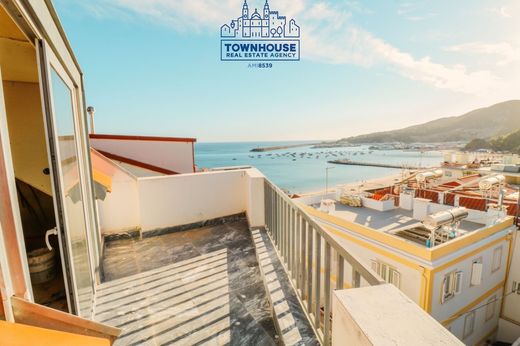 Residential complexes in Sesimbra, Distrito de Setúbal