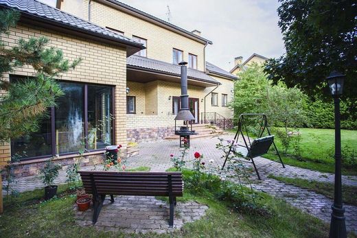 Πολυτελή κατοικία σε Odintsovo, Moscow Oblast