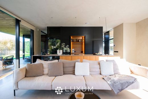 Casa de lujo en Vääna-Jõesuu, Harku vald