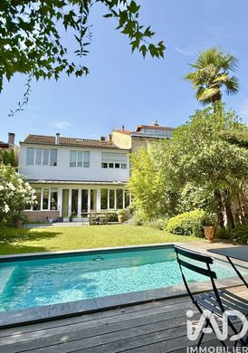 Villa a Bordeaux, Gironda