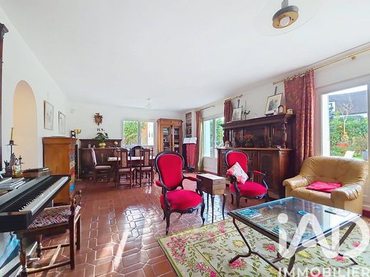 Villa in Marly-le-Roi, Yvelines