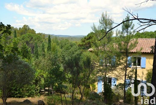 Villa in Bras, Var