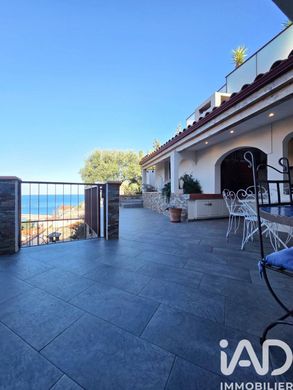 Villa in Banyuls de la Marenda, Pyrénées-Orientales